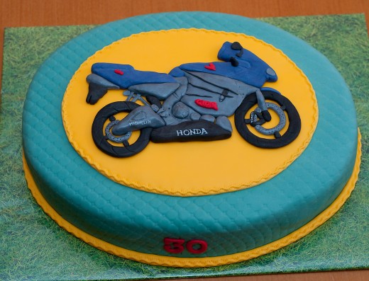 obrázek dortu - dort Motorka Honda