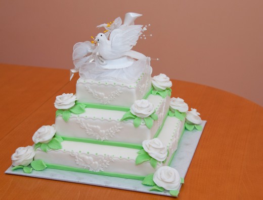 obrázek dortu - dort Svatební čtvercový dort zelený